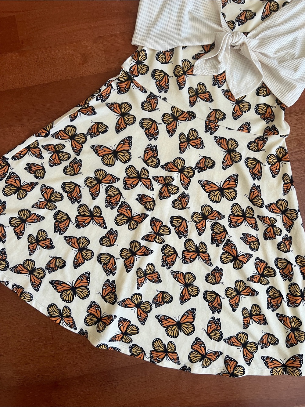 Butterfly 🦋 Dress - Picture 5 of 8